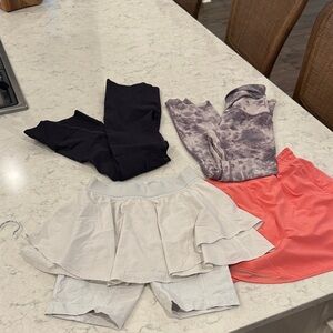 Lululemon size 4 lot